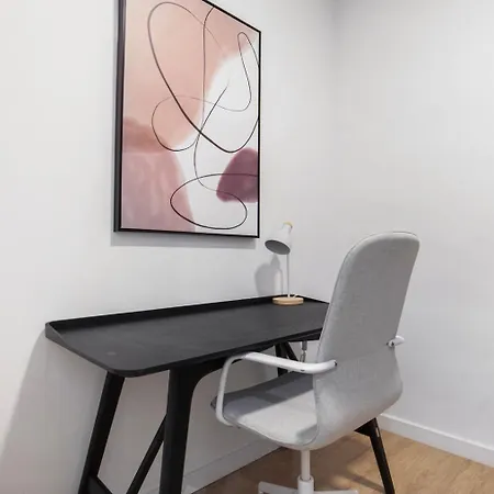 דירה Blueground Sagrada Familia Stylish Furniture Bcn-138